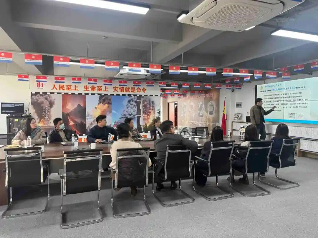 区委统战部领导一行莅临纽想科技，专题调研呼吸面罩产品落地情况